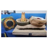 Pet Beds & More