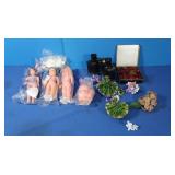 Flatheel Dolls, Bingo Chips, Small Plastic