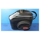 Rubbermaid Thermo Electric Cooler/Freezer &