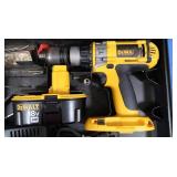 Dewalt 18V Drill Driver/Hammerdrill in Case