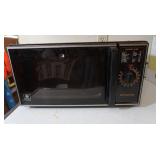 GE Microwave 18x13x10