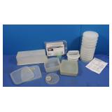 Vintage Tupperware Hamburger Press w/Dishes