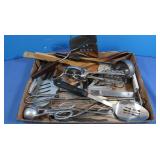 Kitchen Utensils & Gadgets
