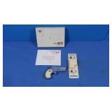 NIB Vintage Dyna Mite Cap Gun
