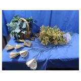 Metal Wall Sculpture 33x30" & Artificial Flowers