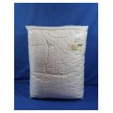 NIP Regal Rose King Bedspread