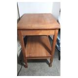 Wooden Table w/Shelf 20x24x30"