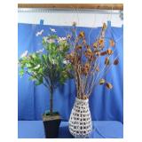 Ceramic Vase w/Arrangement, Planter w/Silk