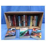 Asst Paperback Books-Lisa Gardner, Icarin