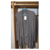 NWT Barefoot Dreams Bamboo Chick Wrap-L/XL