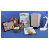 Approx 25 yds of 3" Ribbon, Wall Decorations