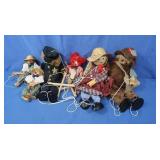 Marionettes & Hefty Underbed Storage Tote