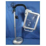 56" Standing Magnifying Light (works)
