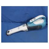 Black & Decker 16V Hand Vacuum (works)
