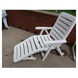 Plastic Folding Lounge Chair 50" Footprintx28"w