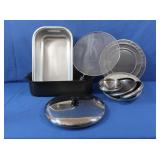 2 Rectangle Baking Dishes (1 Miracle Maid),