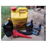 3 Full qts Kendall SAE 30, qt Echo Bar Oil, 2-Gal