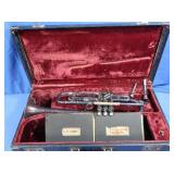 Vintage American Professional B6 Coronet & Acces