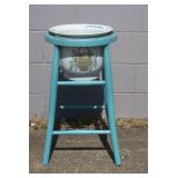 Decorative Ceramic Planter w/Wooden Base