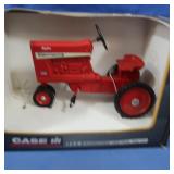 NIB International 1026 Pedal Tractor