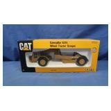 NIB CAT Caterpillar 631E Wheel Tractor Scraper