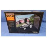 NIB Prestige Display Case 1:16 Scale