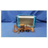 NIB Backhoe 1:16 Scale
