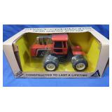 NIB Allis Chalmers 4W-305 Tractor w/Cab 1:32
