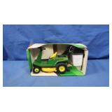 NIB John Deere Rear Engine Riding Mower 1:12