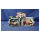 NIB-Bank Mack Truck, 1905 Ford Delivery Truck, 32