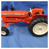 NIB Allis Chalmers D-19 Tractor