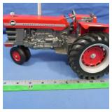 NIB Massey-Ferguson 1100 FB-1615 Tractor 1:16