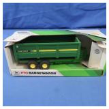 NIB John Deere PTO Barge Wagon 1:16 Scale