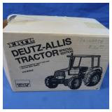 NIB Duetz-Allis 6240 Tractor 1:16 Scale