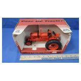 NIB Case DC3 Tractor 1:16 Scale