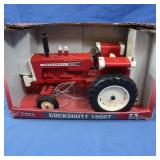 NIB Cockshutt 1950T Tractor 1:16 Scale