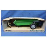 NIB Deluxe Spreader 1:16 Scale