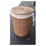 Wicker Laundry Hamper 22x28"