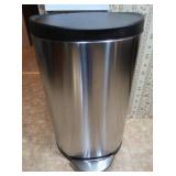 Stainless Flip Top Trash Can (foot control)