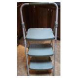 Werner Step Right HD Household Step Ladder