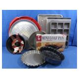NIP Jelly Roll Pans, Mini Loaf Pans, Bundt Pan &