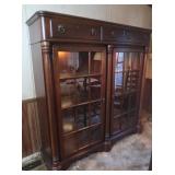 Pennsylvania House Lighted 2-door Cabinet