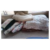 Asst Couch Blankets, Quilt