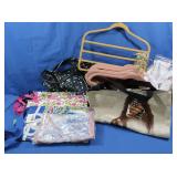 Velvet Flocked Hangers-30+ & more