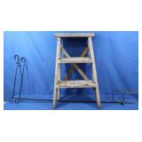 24" Wooden Step Ladder, 2 Garden Flag Holders