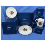 NIB Mikasa Holiday Delight Bone China Cake Plate,