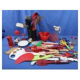 Kitchen Tools, S&P Shakers, Syrup Dispenser