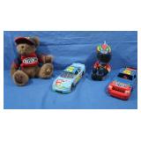 NWT Boyds Bears Jeff Gordon/Dupont, 1:24 Diecast