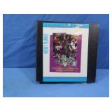 1994-95 Fleer NBA Jam Trading Cards in 3" Binder