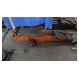 HD 10-ton Floor Jack 60x20x51"